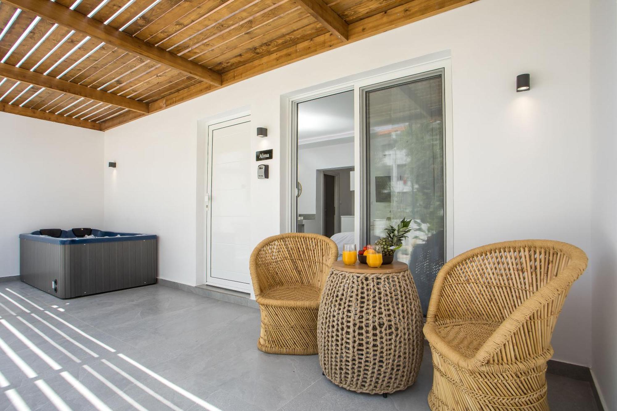 Calma Luxury Studios & Suites Faliraki Luaran gambar