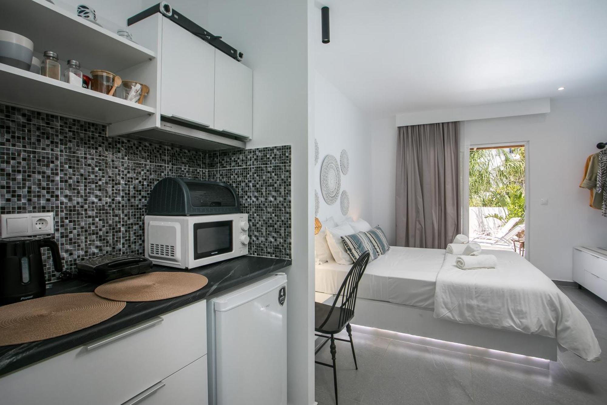 Calma Luxury Studios & Suites Faliraki Luaran gambar