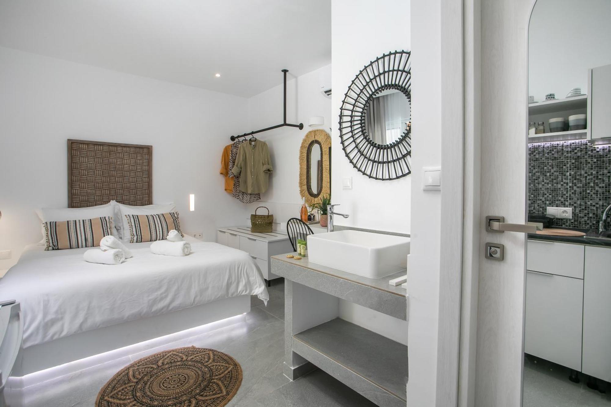Calma Luxury Studios & Suites Faliraki Luaran gambar