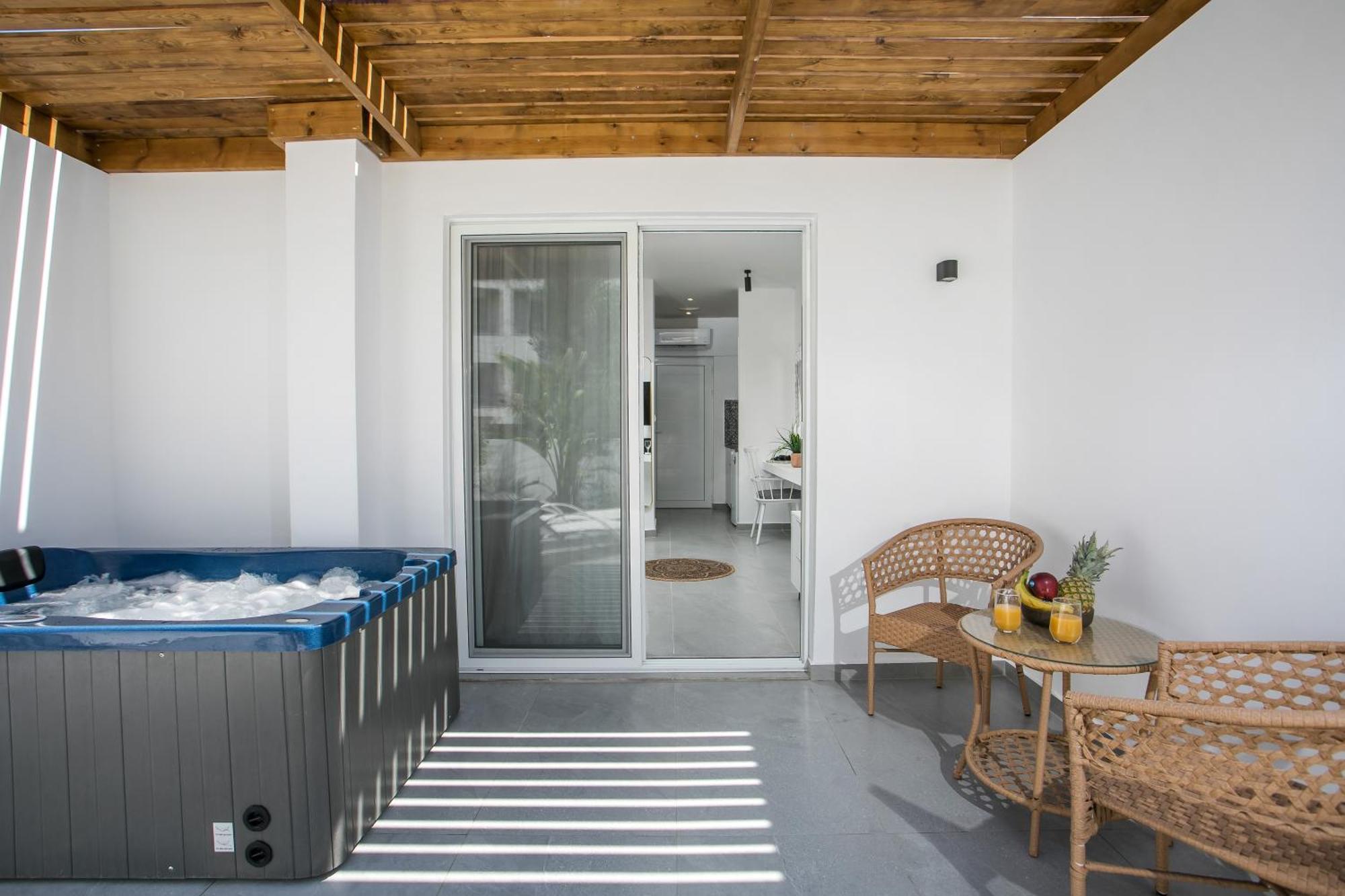 Calma Luxury Studios & Suites Faliraki Luaran gambar