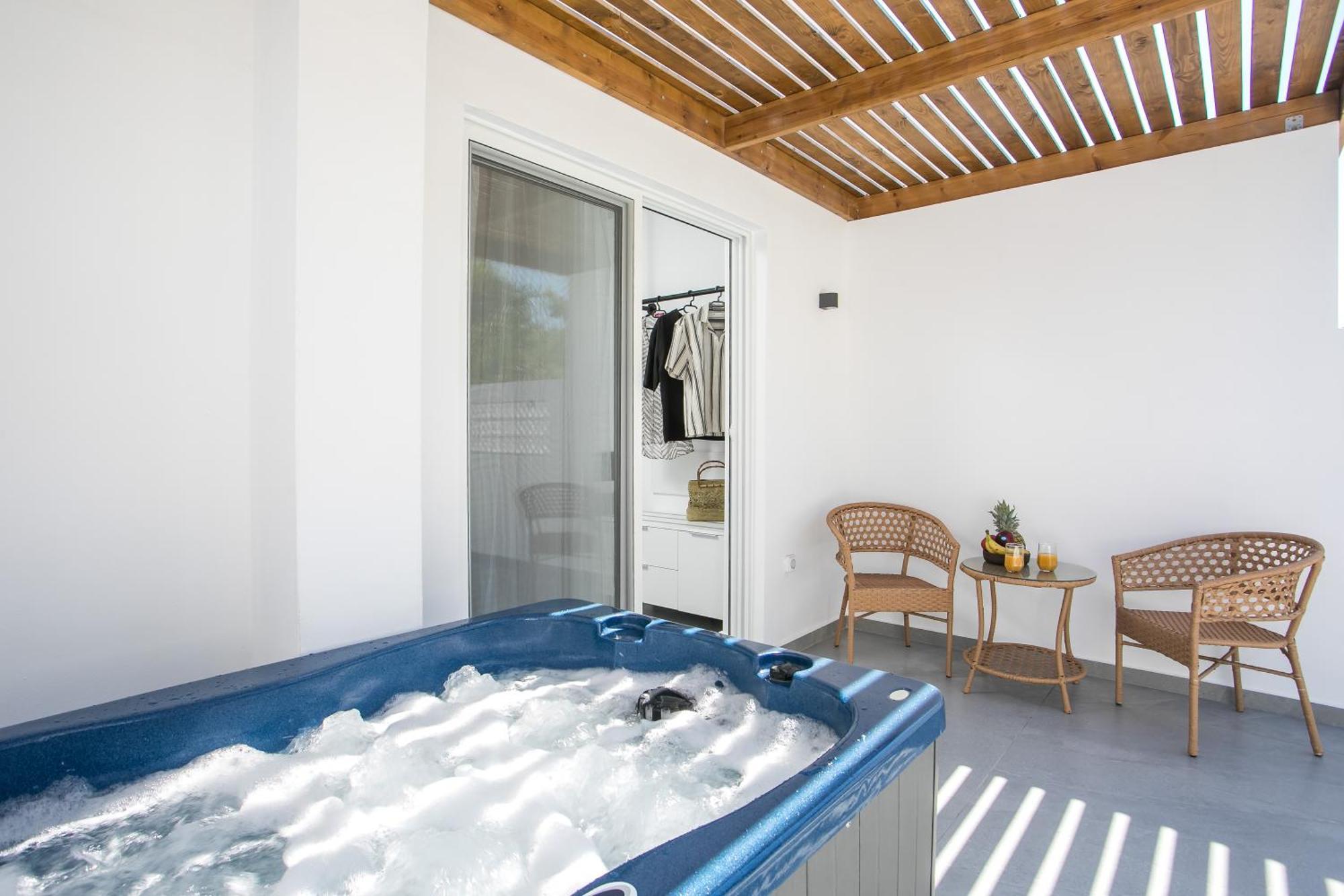 Calma Luxury Studios & Suites Faliraki Luaran gambar